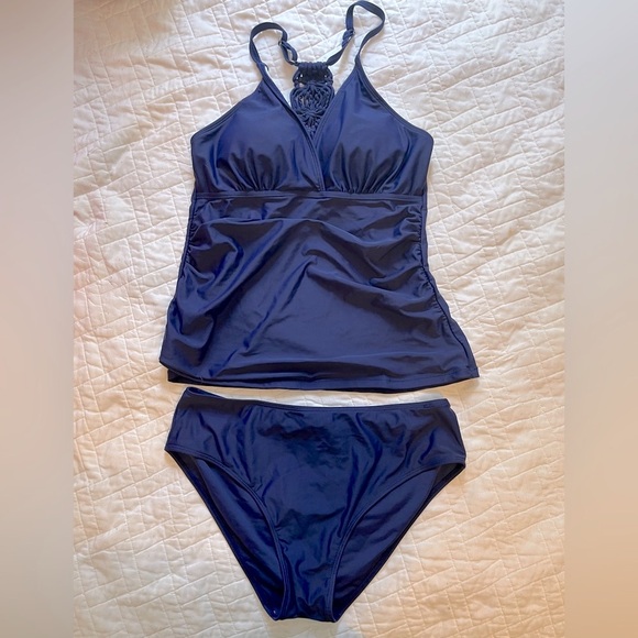 n/a Other - Women's Navy Blue Tankini Swimsuit